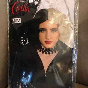 Brand New! Cruella curly wig.
